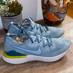 Nike Epic React Light Blue and Yellow Boys Running Sneakers Size 6.5